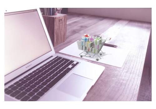 Site e-commerce. Panier avec des achats